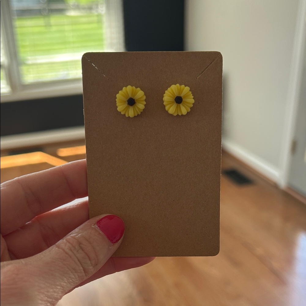 Yellow Daisy Flower Stud Earrings - Bright Yellow Floral Posts